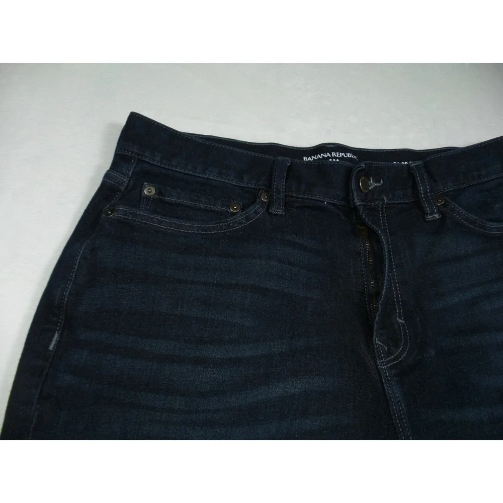 Banana Republic Travel Jeans Mens Size 34 x 30 Blue Denim Athletic Fit Dark Wash